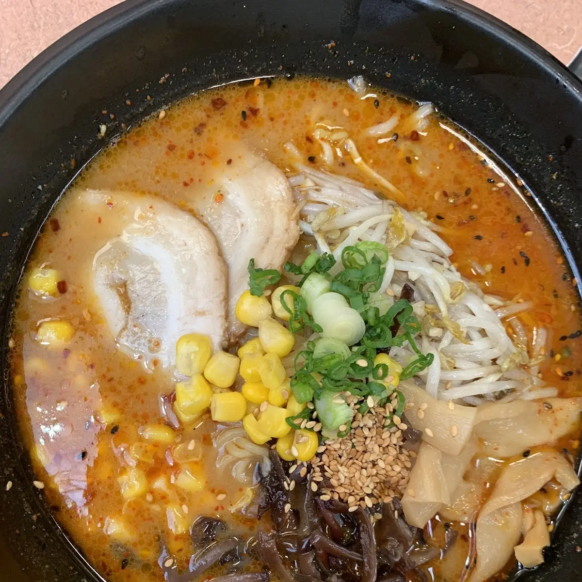 spicy miso ramen 辣味味噌拉面